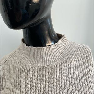 LEITH drop shoulder balloon sleeve oatmeal sweater.   S